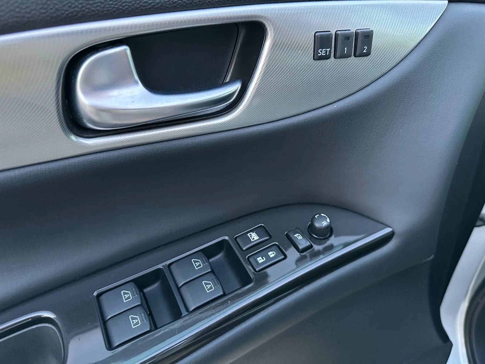 Infiniti Ex37 | Audio BOSE | Camera 360 | AWD | 3.7 V6, снимка 14 - Автомобили и джипове - 53782295