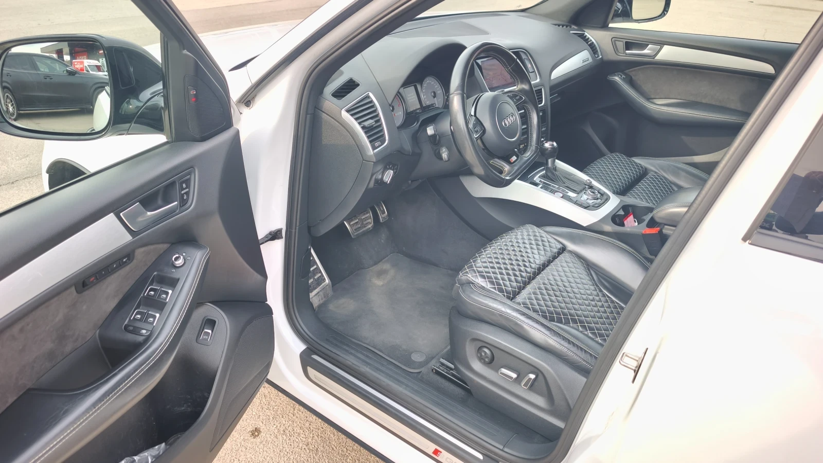 Audi SQ5 PLUS 3.0TDI 340кс Швейцария , снимка 9 - Автомобили и джипове - 53926505