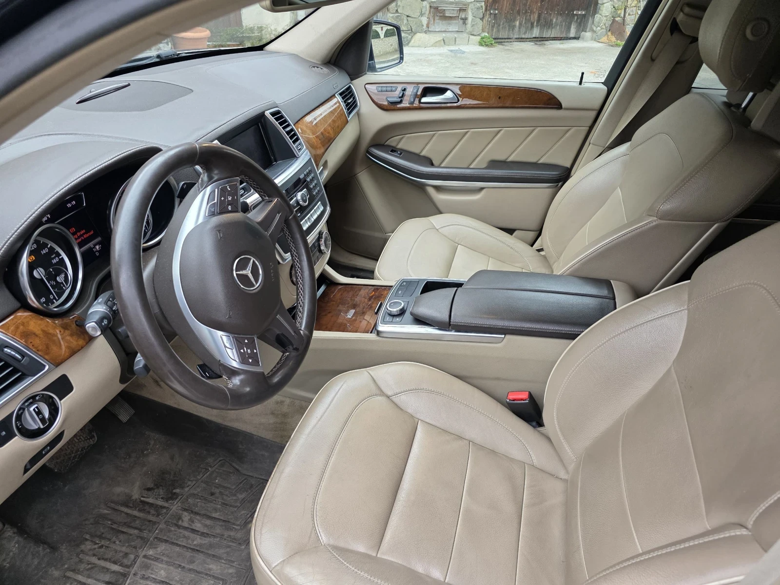 Mercedes-Benz GL 450 4.7 Biturbo Всичко Платено !, снимка 12 - Автомобили и джипове - 54057287