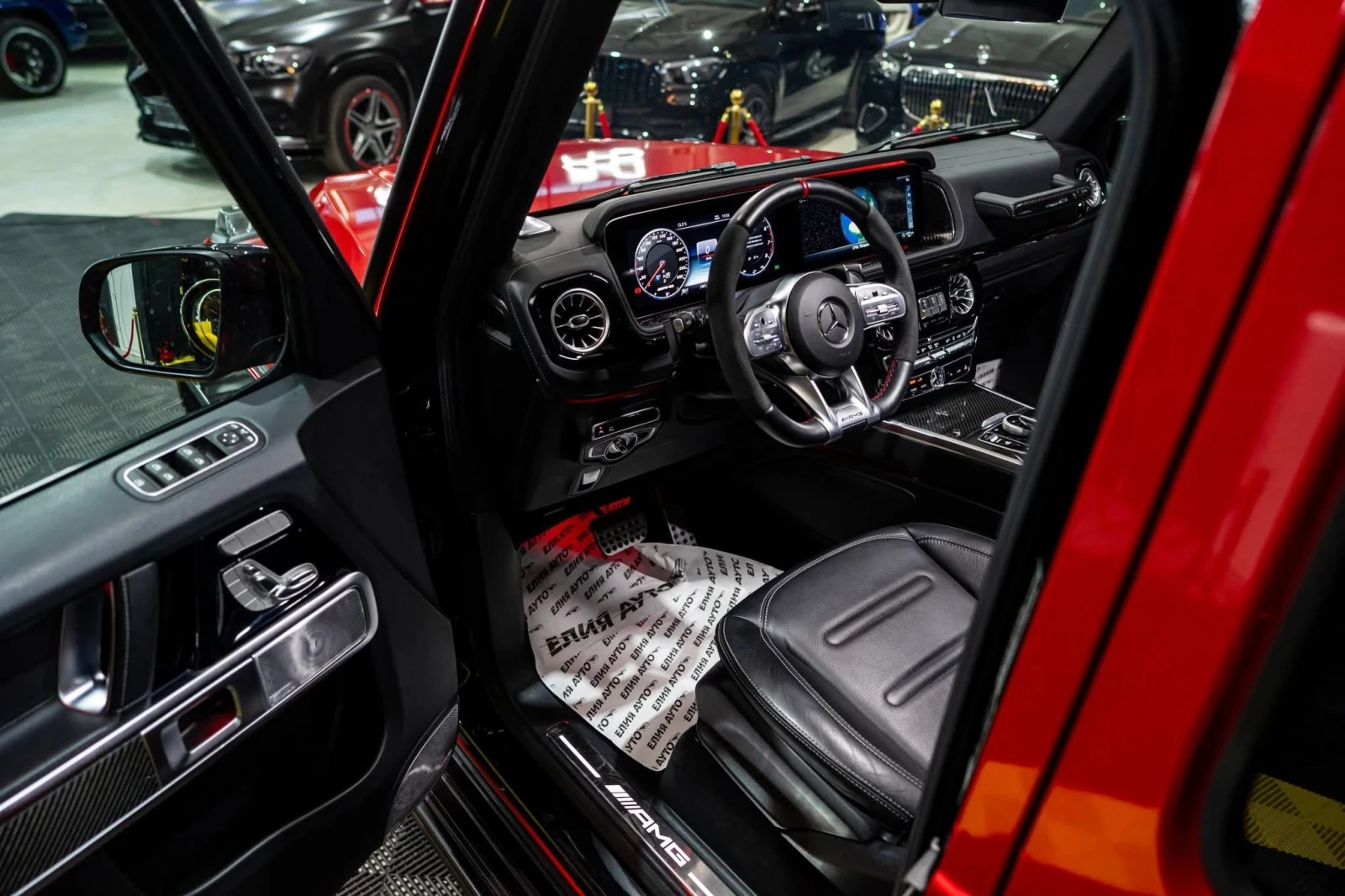 Mercedes-Benz G 350 D 4MATIC FULL AMG PACK BURM 360 ЛИЗИНГ 100%, снимка 11 - Автомобили и джипове - 54198514