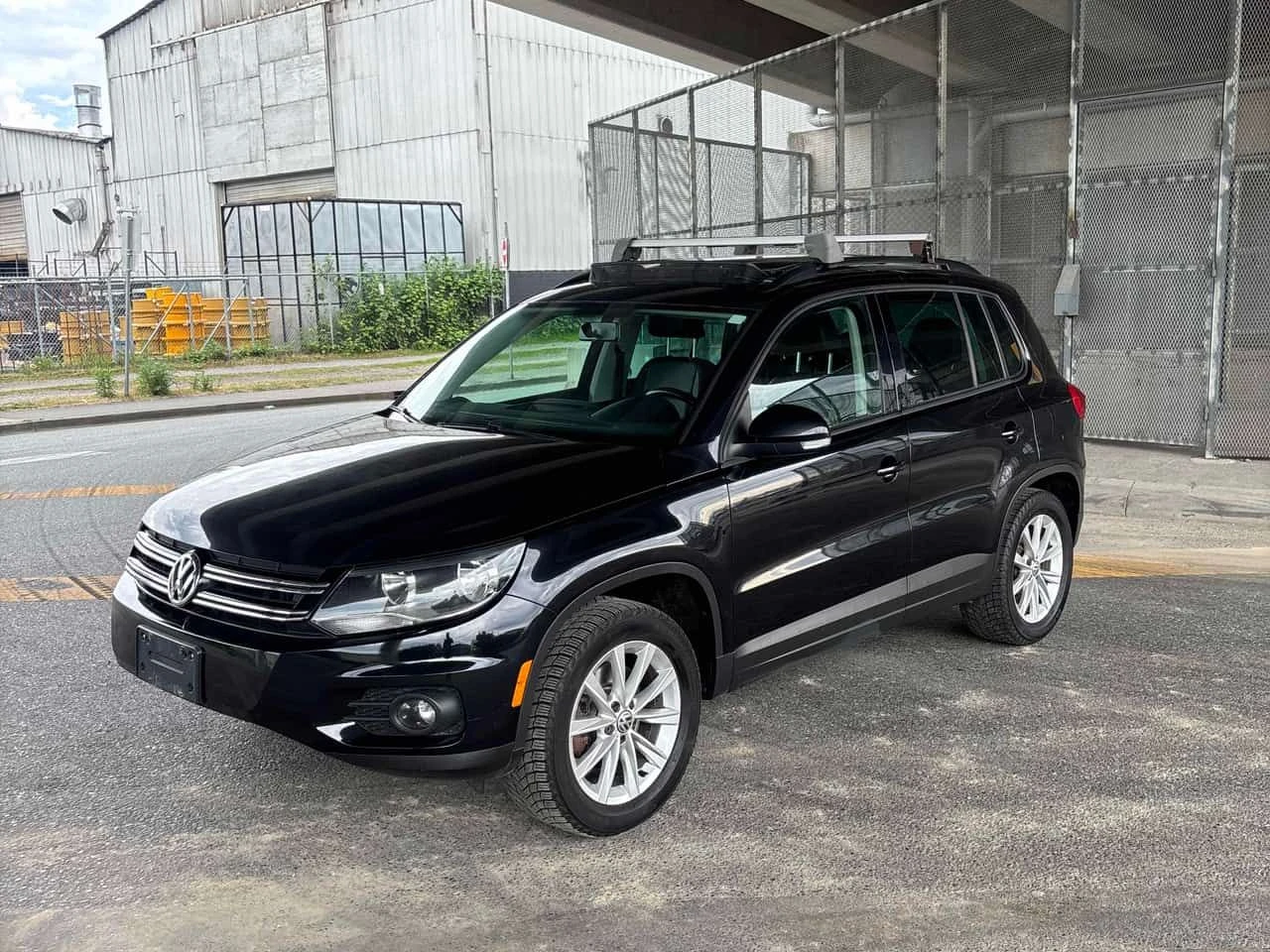 VW Tiguan * 4MOTION 4dr Auto * ���������� ��� ������������ | Mobile.bg � ����������� 1