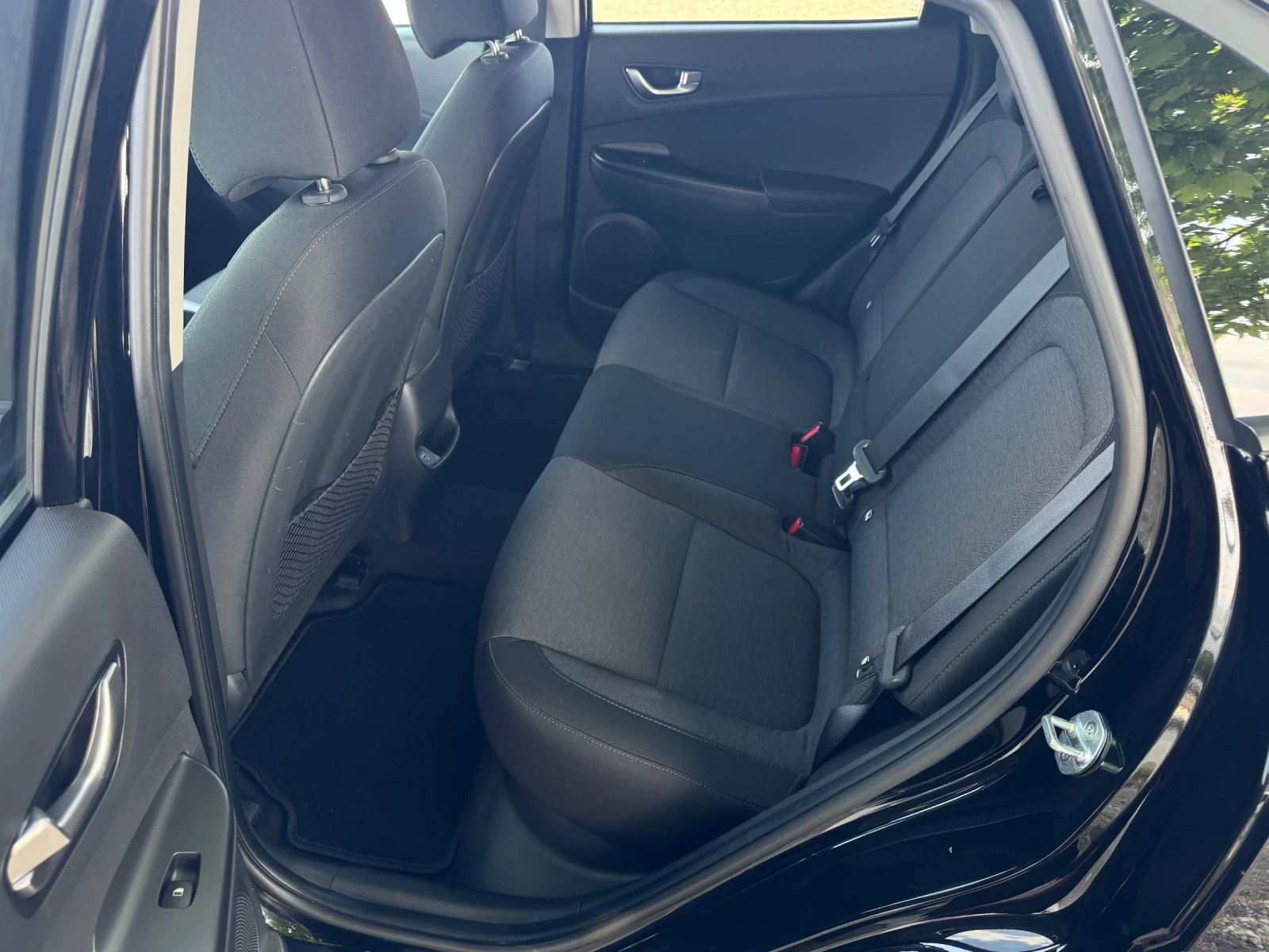 Hyundai Kona EV 64kWh 100%Soh Face Digital Термопомпа, снимка 11 - Автомобили и джипове - 54788671