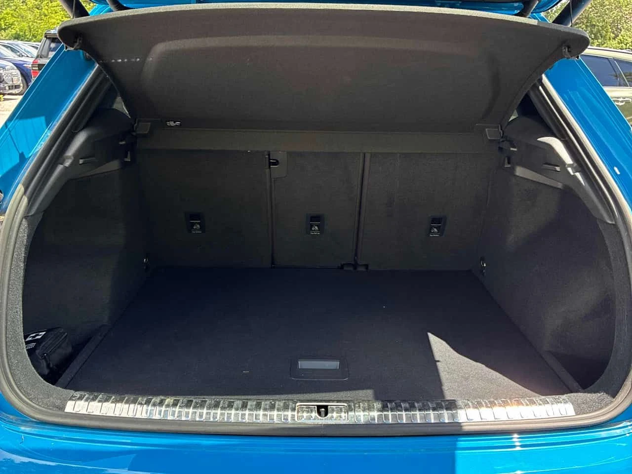 Audi Q3 | Progressiv | DISTRONIC | ПОДГРЕВ | ПАНОРАМА | , снимка 13 - Автомобили и джипове - 54981261