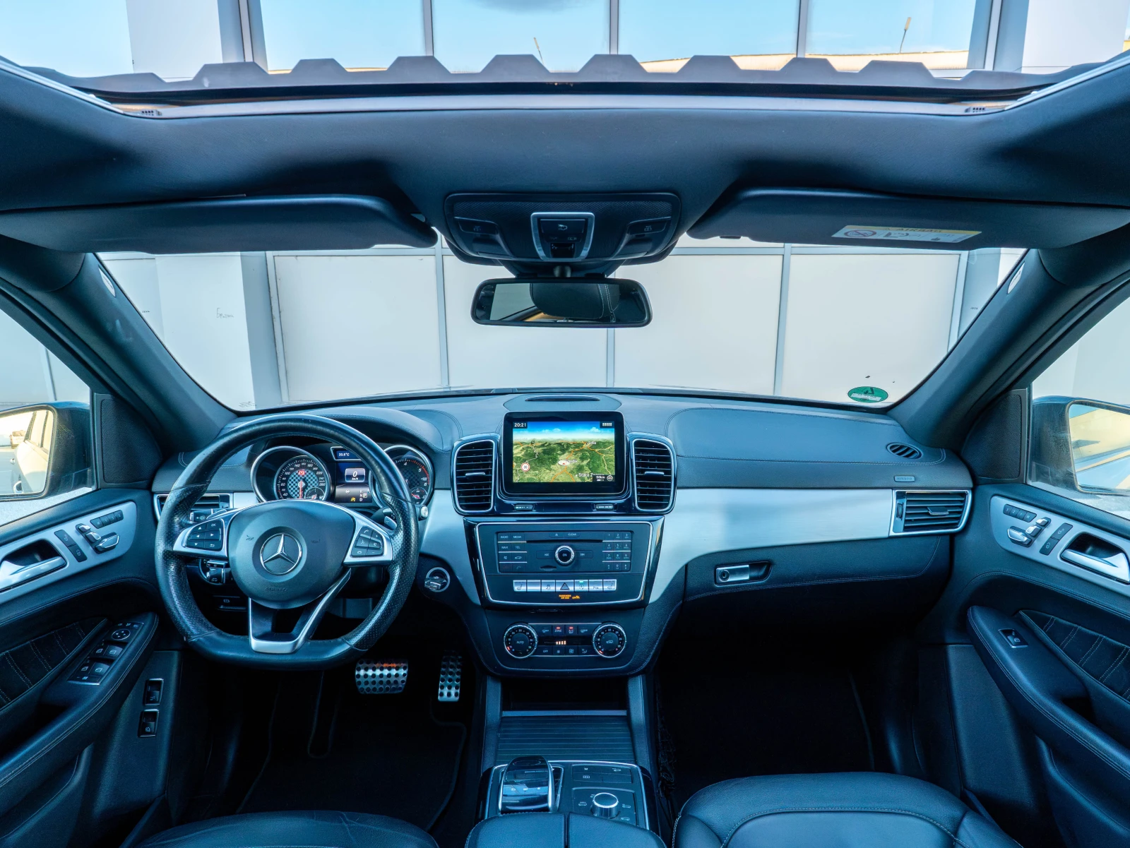 Mercedes-Benz GLE 350 AMG 4Matic Distronic Memory 360 Camera , снимка 9 - Автомобили и джипове - 55184819