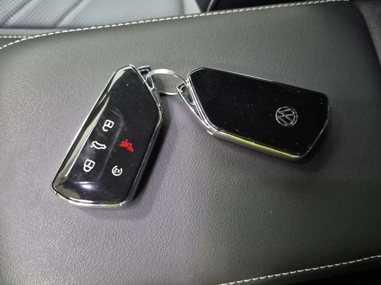 VW Tiguan * 4motion Comfortline R line Black Edition * CARFA | Mobile.bg � ����������� 17