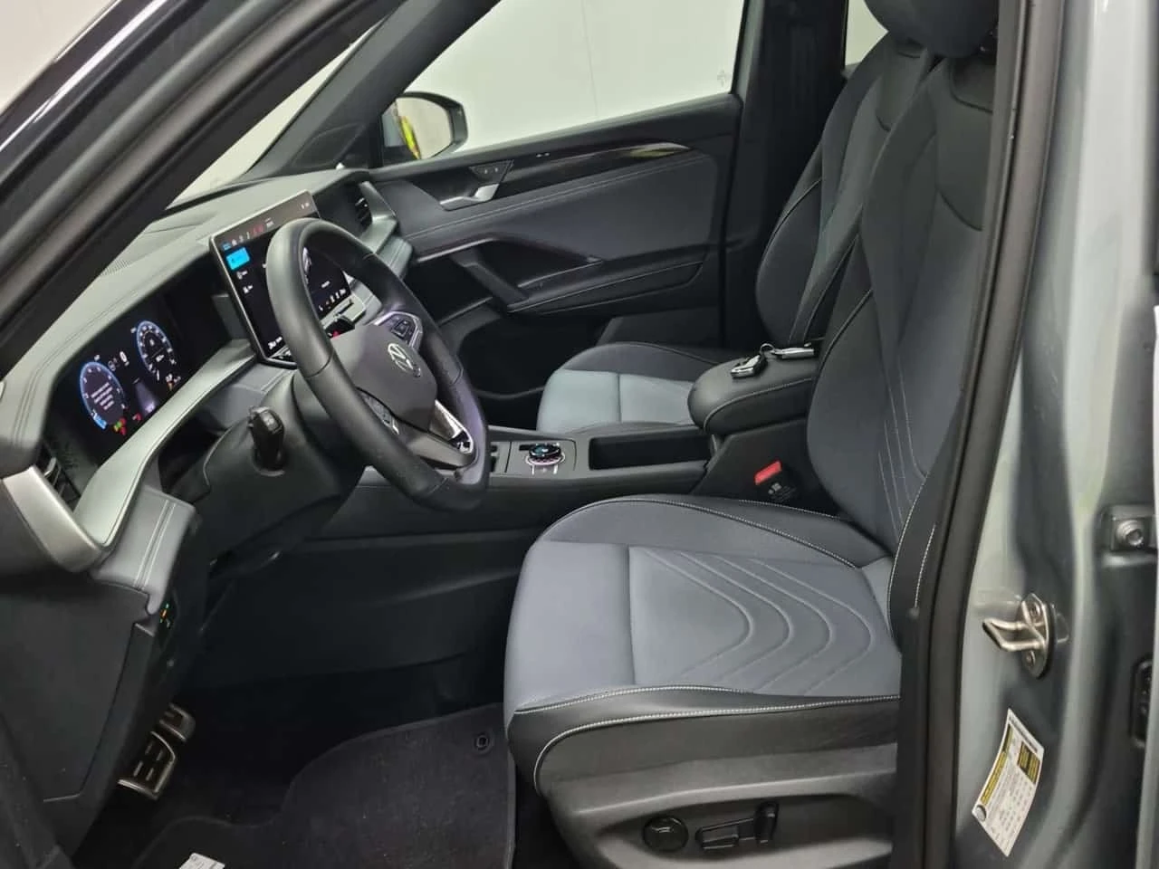 VW Tiguan * 4motion Comfortline R line Black Edition * CARFA | Mobile.bg � ����������� 10