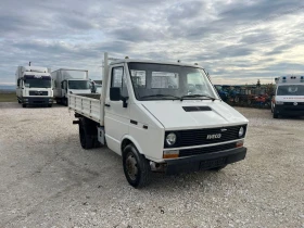 Iveco Daily 35C10 2.5 ТД - ЕД.КАБ ДВ.ГУМА - НОВ ВНОС IT - РЕГ., снимка 11