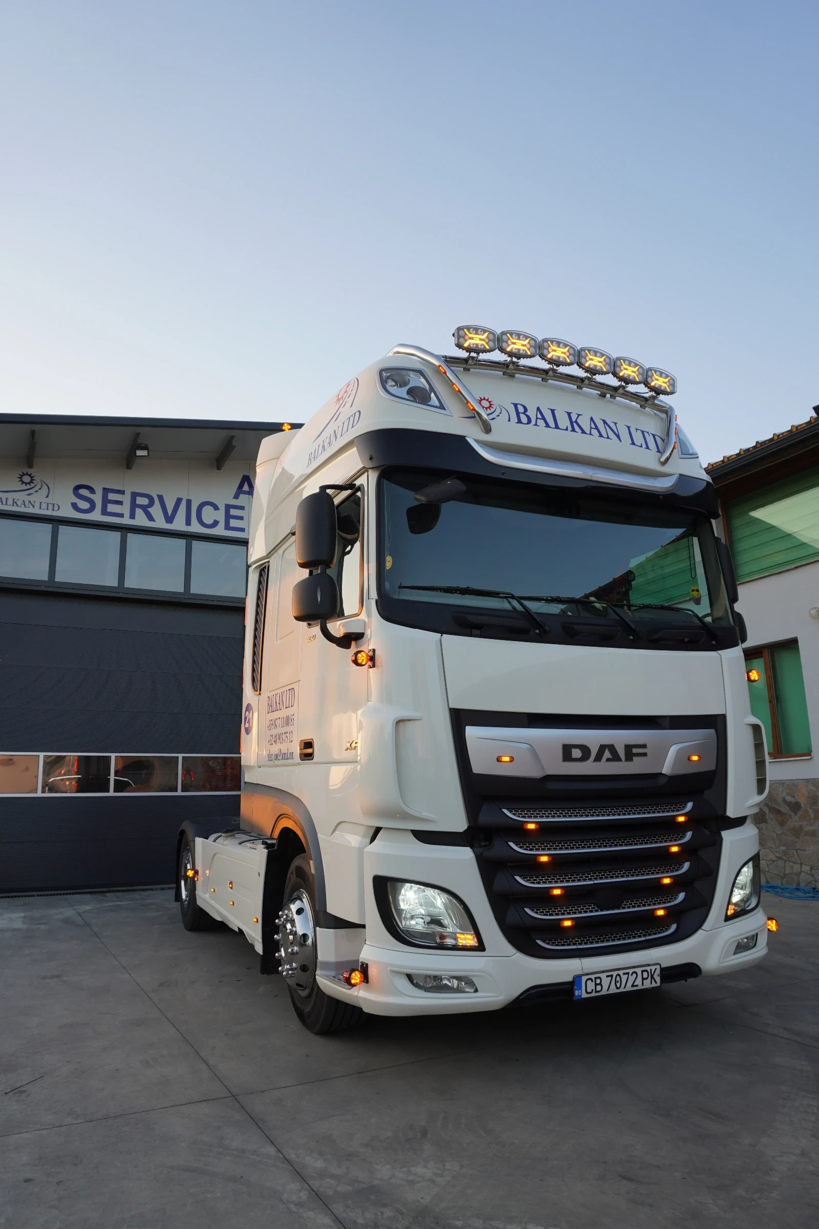 Daf Xf-480 SUPER SPACA CABINE, снимка 2 - Камиони - 55646872