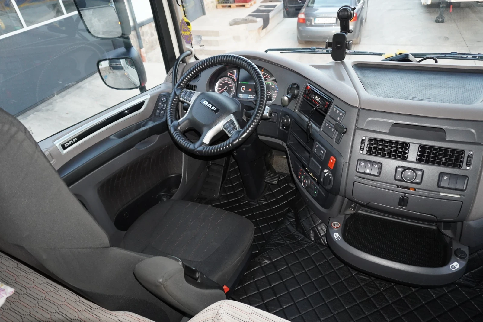 Daf Xf-480 SUPER SPACA CABINE, снимка 10 - Камиони - 55646872