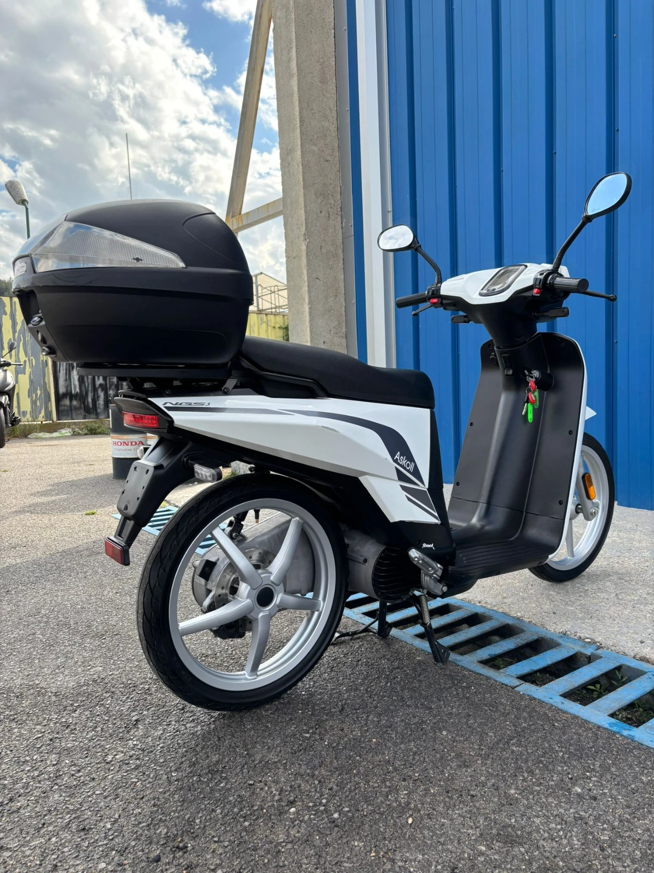 Askoll e-Scooter Ngs 3 2.8kw - изображение 5