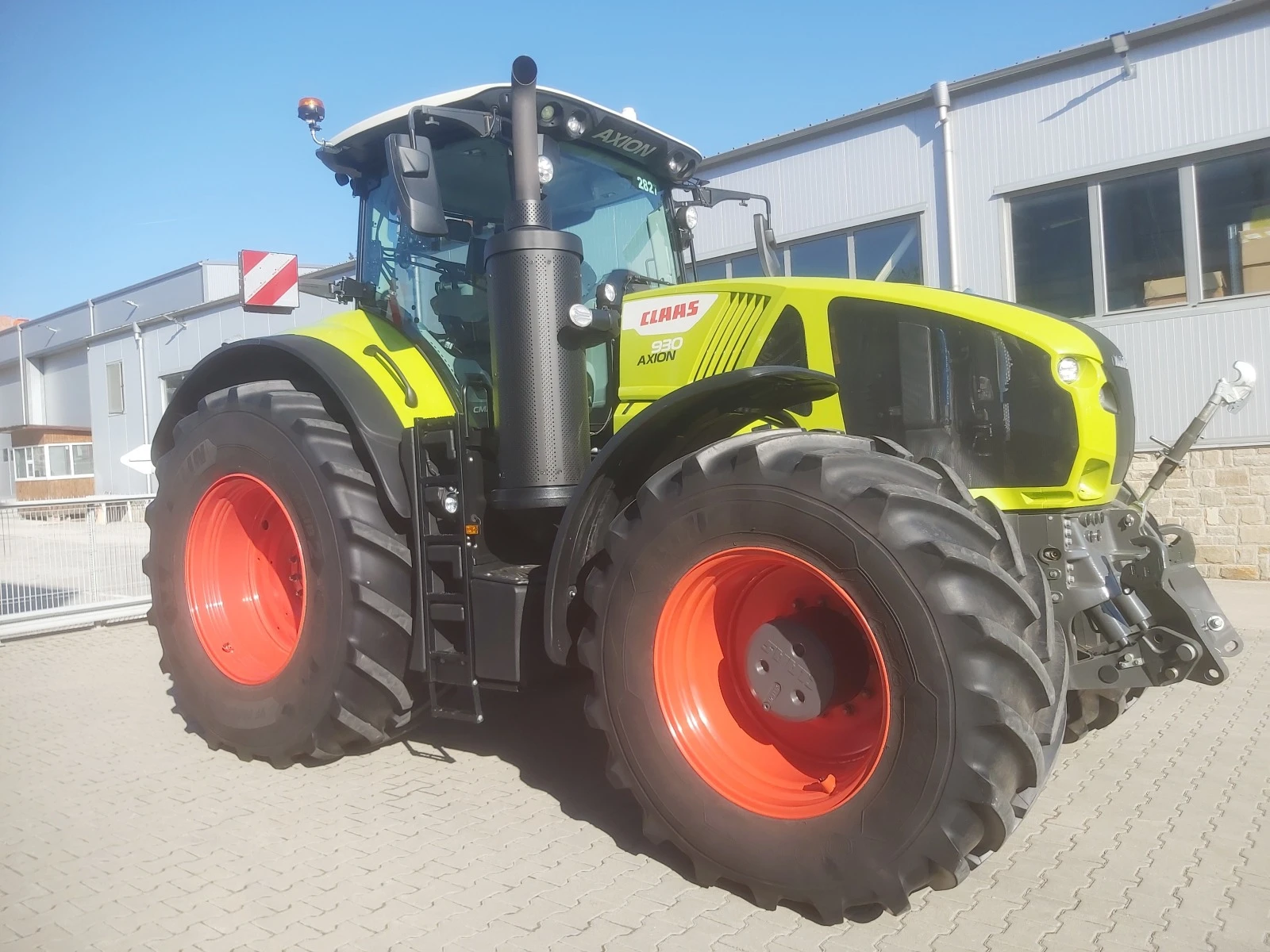 Трактор Claas Трактор CLAAS модел Axion 930 CMATIC 2023 г. 400 м - изображение 4