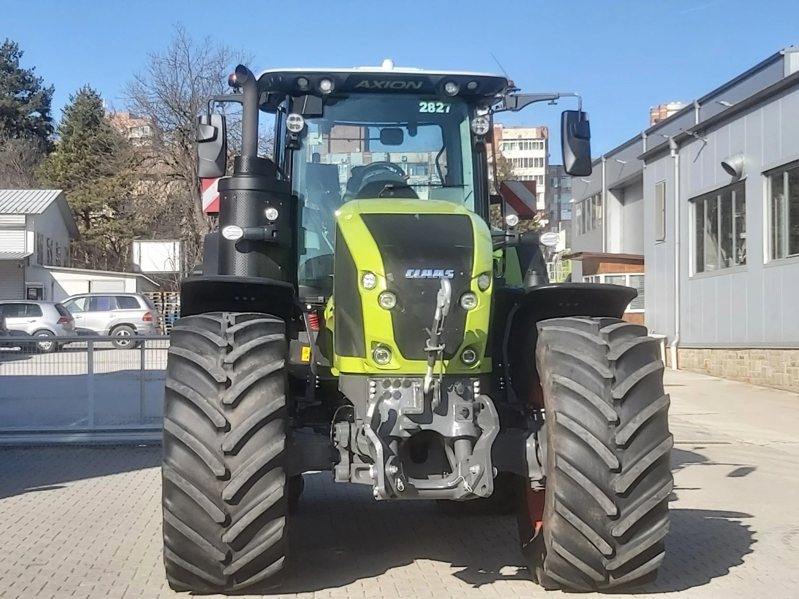 Трактор Claas Трактор CLAAS модел Axion 930 CMATIC 2023 г. 400 м - изображение 2