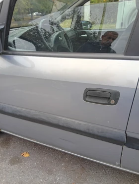 Opel Zafira Елеганс, снимка 3