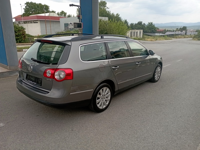 VW Passat 2.0TDI, снимка 4 - Автомобили и джипове - 46390598