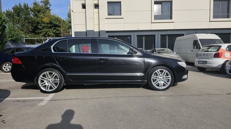 Skoda Superb, снимка 2 - Автомобили и джипове - 47032996