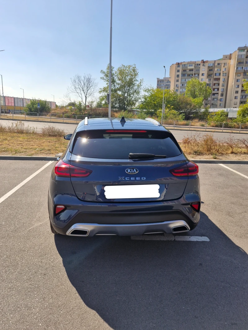 Kia XCeed, снимка 4 - Автомобили и джипове - 47323589