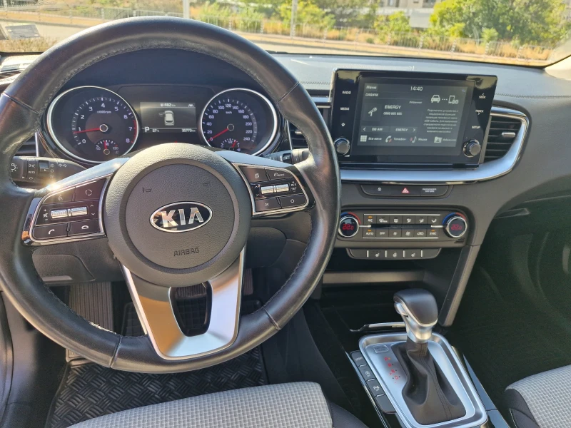 Kia XCeed, снимка 15 - Автомобили и джипове - 47323589