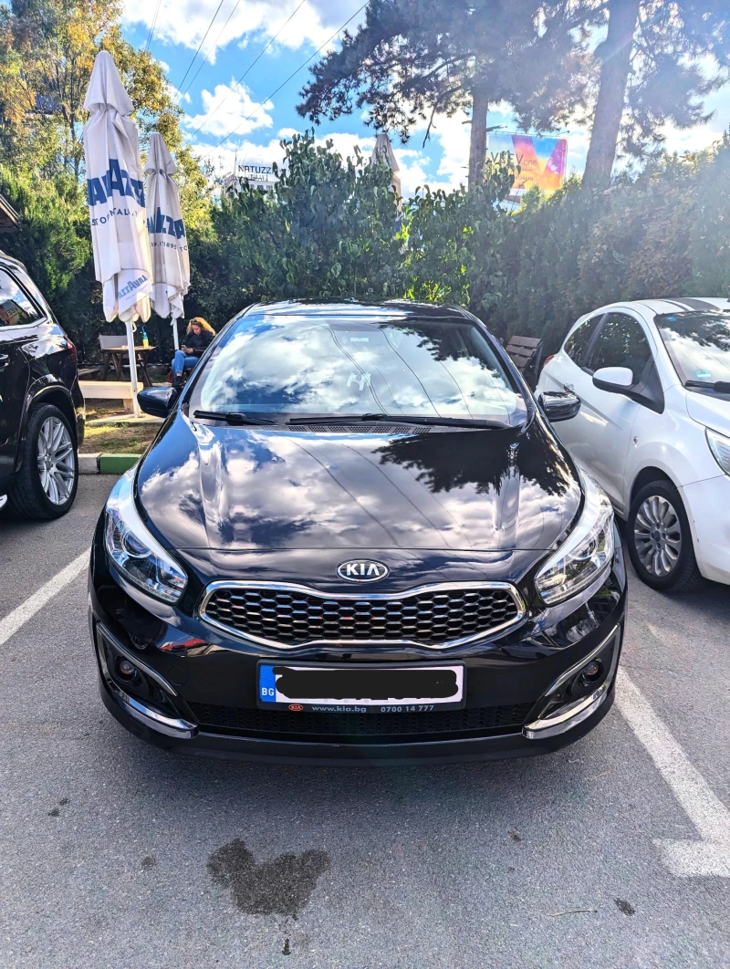 Kia Ceed, снимка 1 - Автомобили и джипове - 47553031