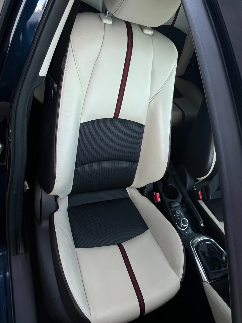 Mazda 2 1.5i SkyG Revolution Euro6B, снимка 10 - Автомобили и джипове - 52173680