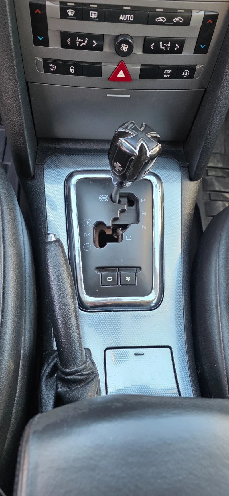 Peugeot 407, снимка 8 - Автомобили и джипове - 52463659