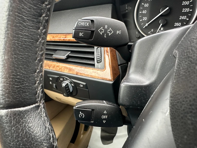 BMW 520 М-пакет/2, 0д 177 к.с., снимка 14 - Автомобили и джипове - 52875398