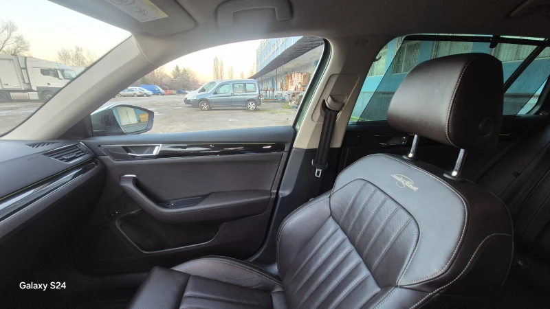 Skoda Superb L&K, снимка 5 - Автомобили и джипове - 52890223