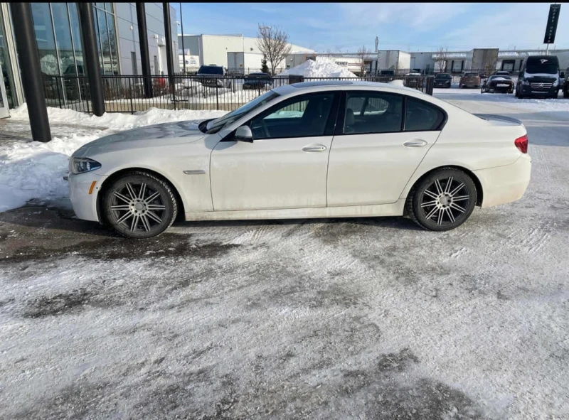 BMW 535 * 535i xDrive * CARFAX * БЕЗ ПЪРВОНАЧАЛНА ВНОСКА, снимка 2 - Автомобили и джипове - 52958718