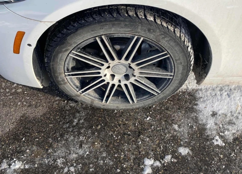 BMW 535 * 535i xDrive * CARFAX * БЕЗ ПЪРВОНАЧАЛНА ВНОСКА, снимка 7 - Автомобили и джипове - 52958718