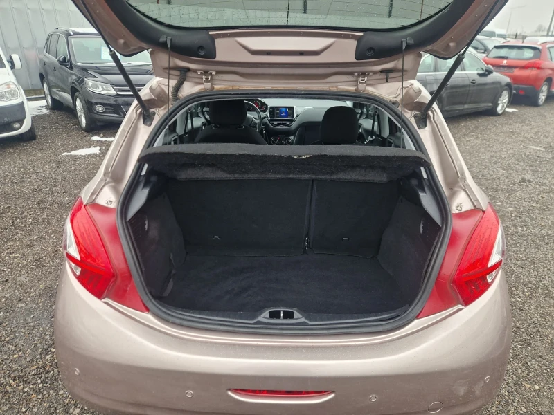 Peugeot 208 1.4HDI 68HP. ITALIA, снимка 10 - Автомобили и джипове - 53097957