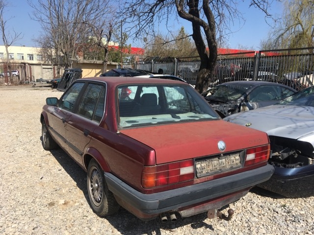 BMW 320 е30, снимка 8 - Автомобили и джипове - 44473387