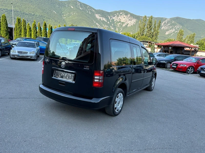 VW Caddy 1.6TDI - 7МЕСТА - УНИКАТ, снимка 5 - Автомобили и джипове - 47192526