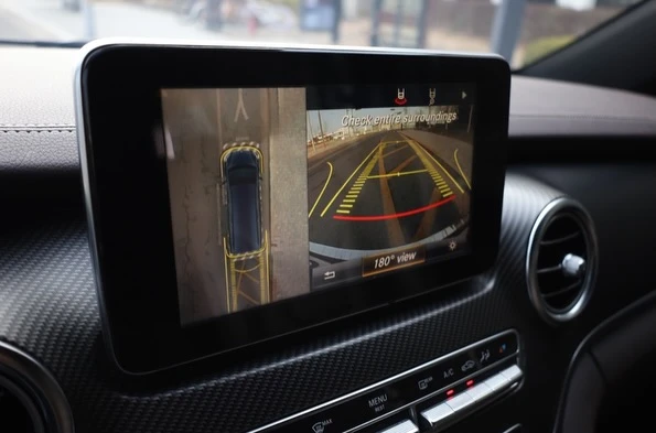 Mercedes-Benz V 300 V250D / 5 + 1 / FULL ЕКСТРИ / , снимка 10 - Автомобили и джипове - 54009587