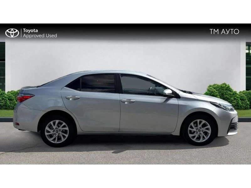Toyota Corolla SDN 1.6P MT EXECUTIVE, снимка 17 - Автомобили и джипове - 54786759