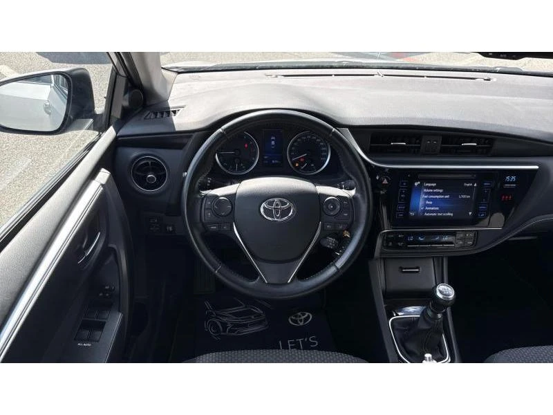 Toyota Corolla SDN 1.6P MT EXECUTIVE, снимка 9 - Автомобили и джипове - 54786759