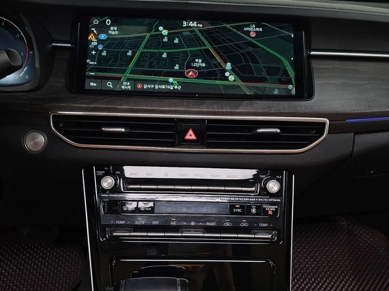Kia K7 * 2.2* DIESEL* PRESTIGE* ЦЕНАДОБГ!, снимка 12 - Автомобили и джипове - 55594269