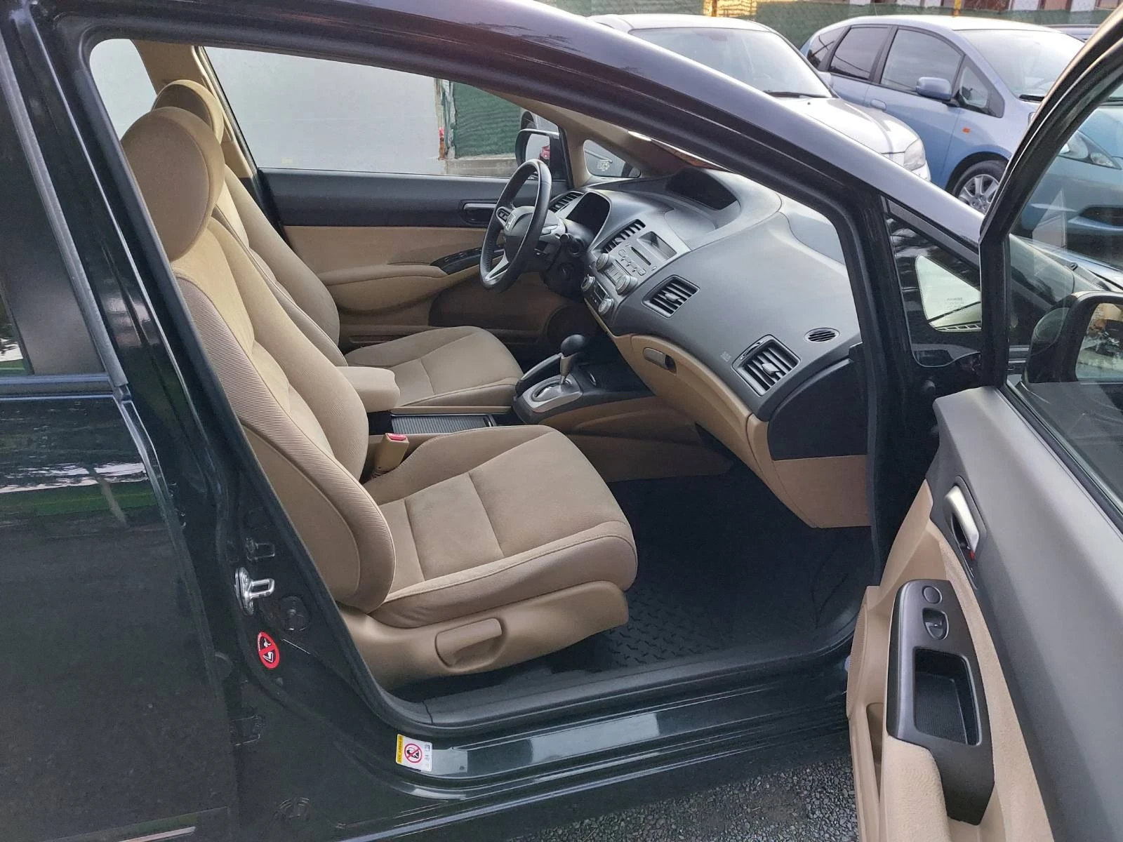 Honda Civic 1.4 автоматик, хибрид | Mobile.bg — изображение 13