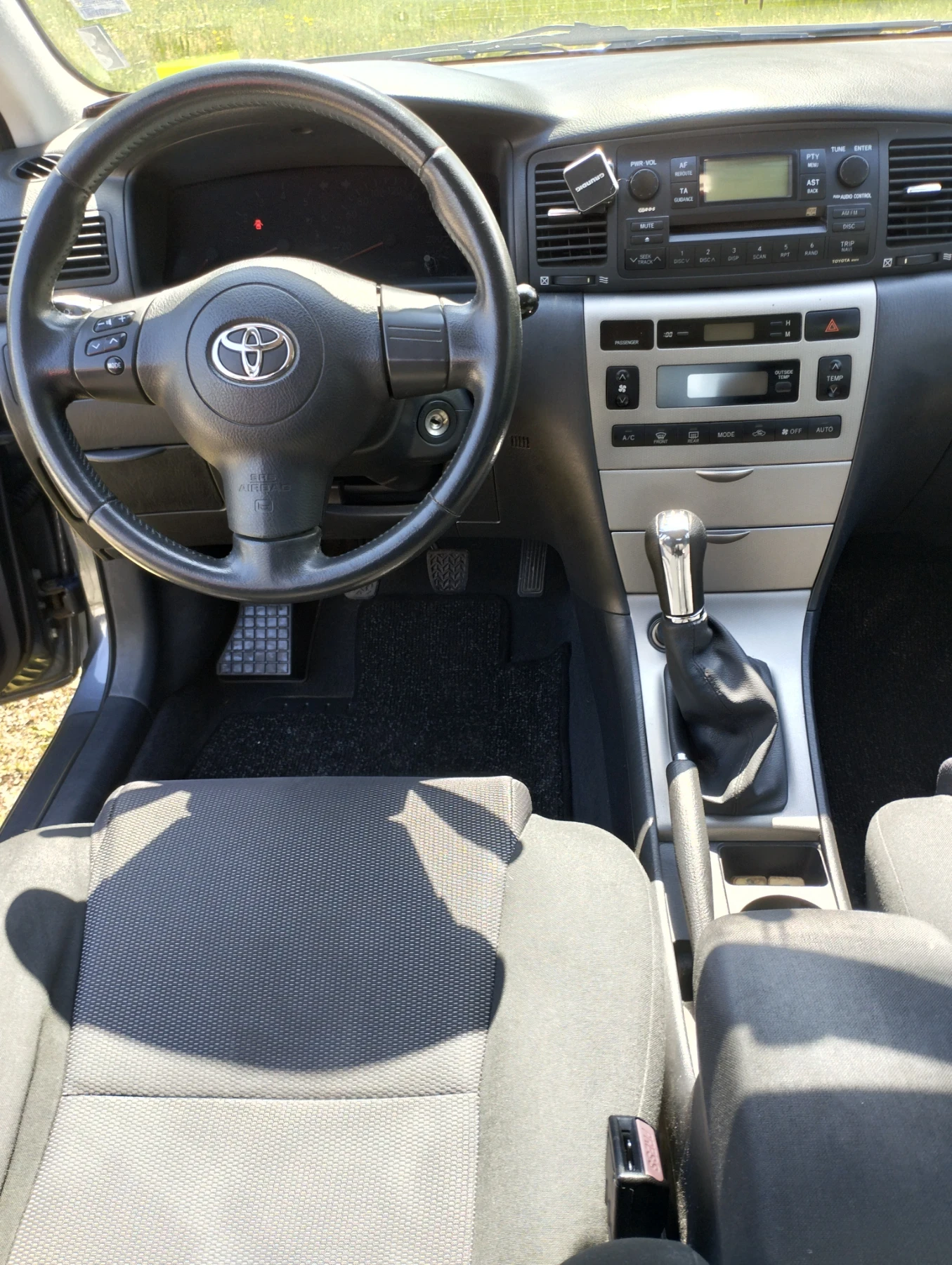 Toyota Corolla  - изображение 7