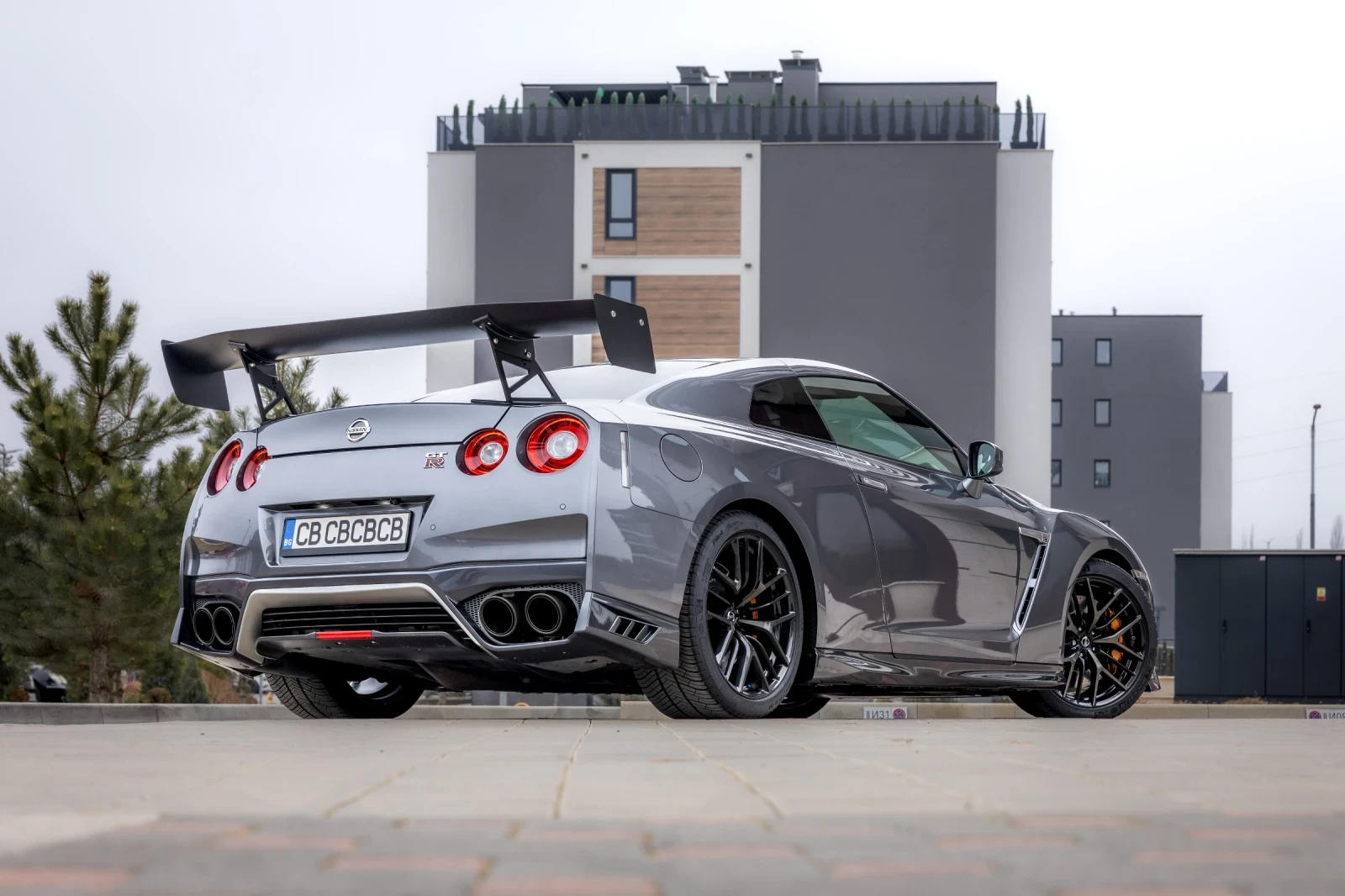 Nissan Gt-r  - изображение 4