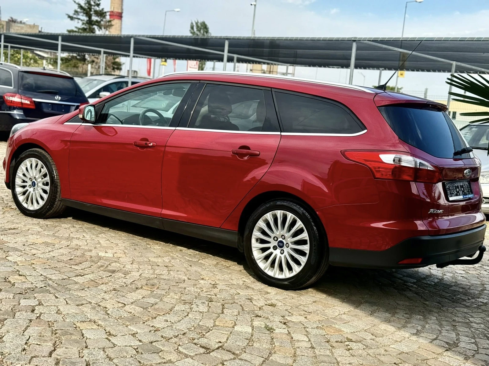 Ford Focus 1.6 TITANIUM 6-скорости - изображение 3