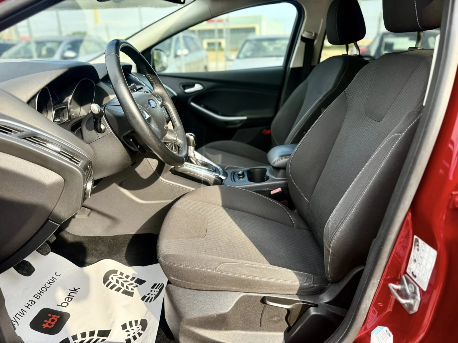 Ford Focus 1.6 TITANIUM 6-скорости - изображение 9