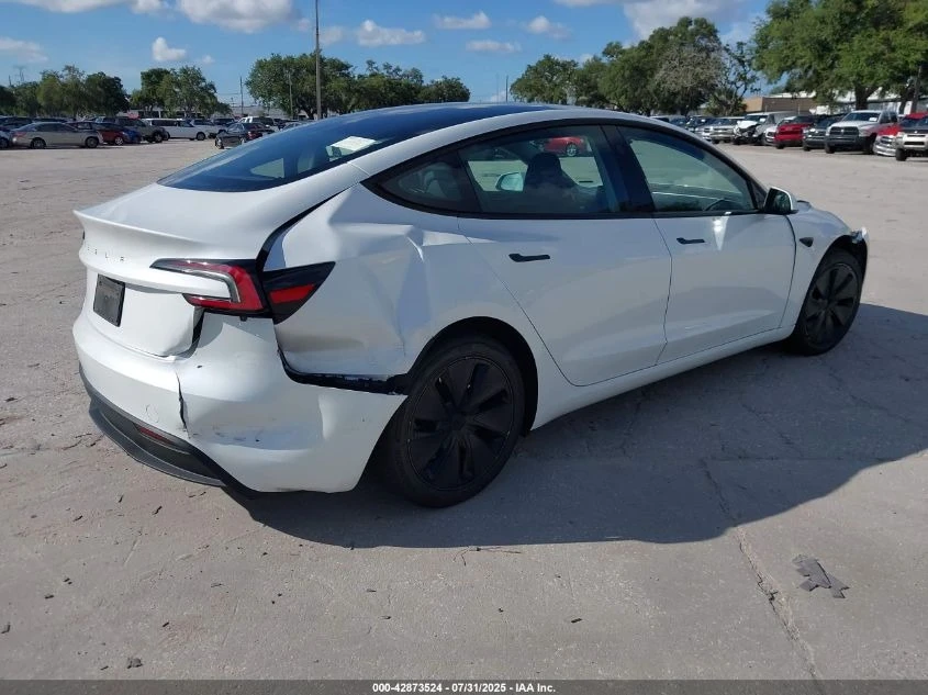 Tesla Model 3 LONG RANGE DUAL MOTOR* * CARFAX * * АВТО КРЕДИТ *  - изображение 3