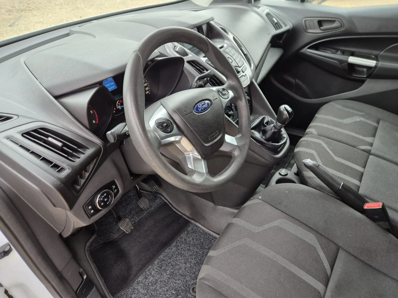Ford Connect 1.6 DCTI - изображение 7
