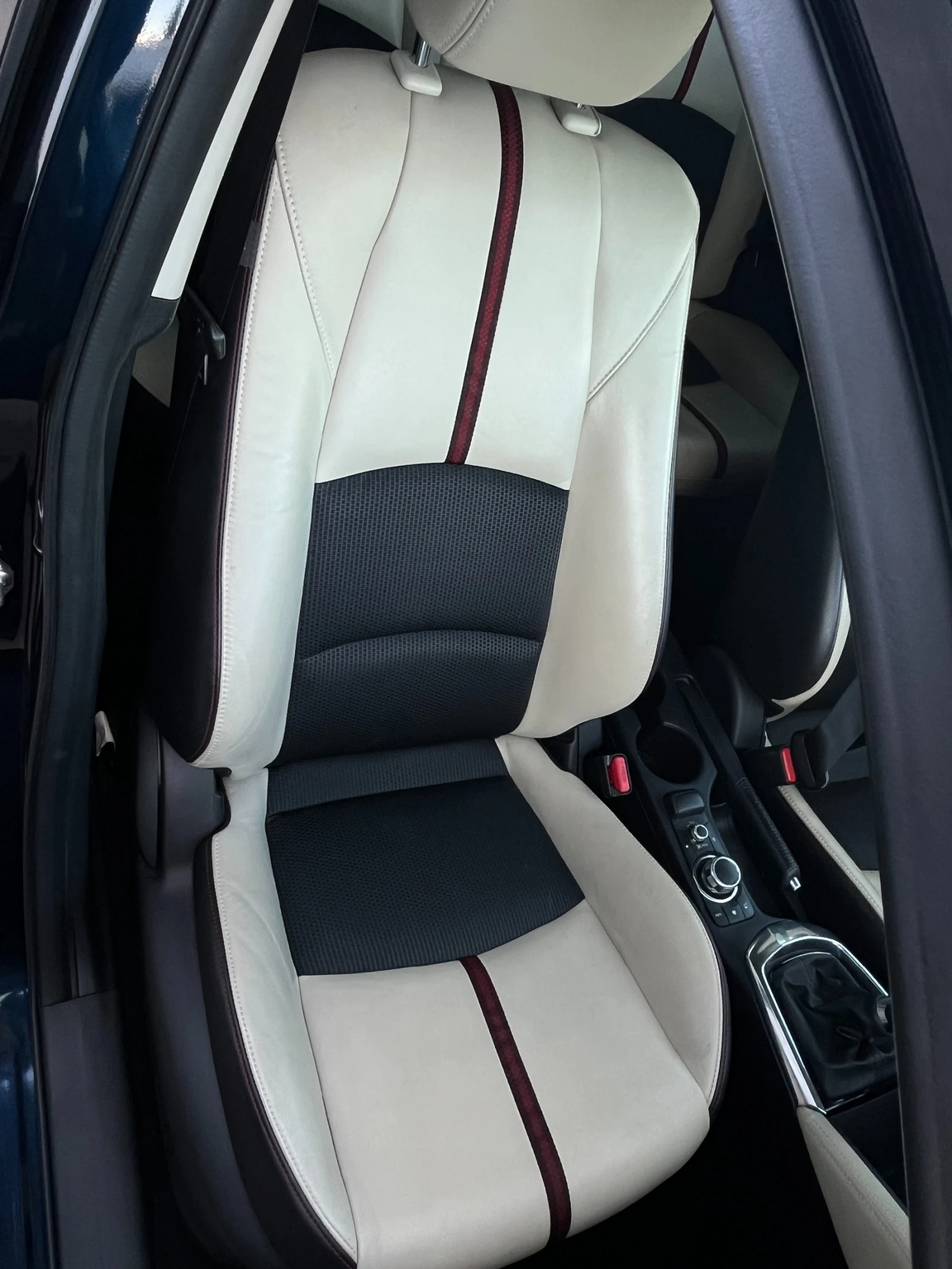 Mazda 2 1.5i SkyG Revolution Euro6B | Mobile.bg   10