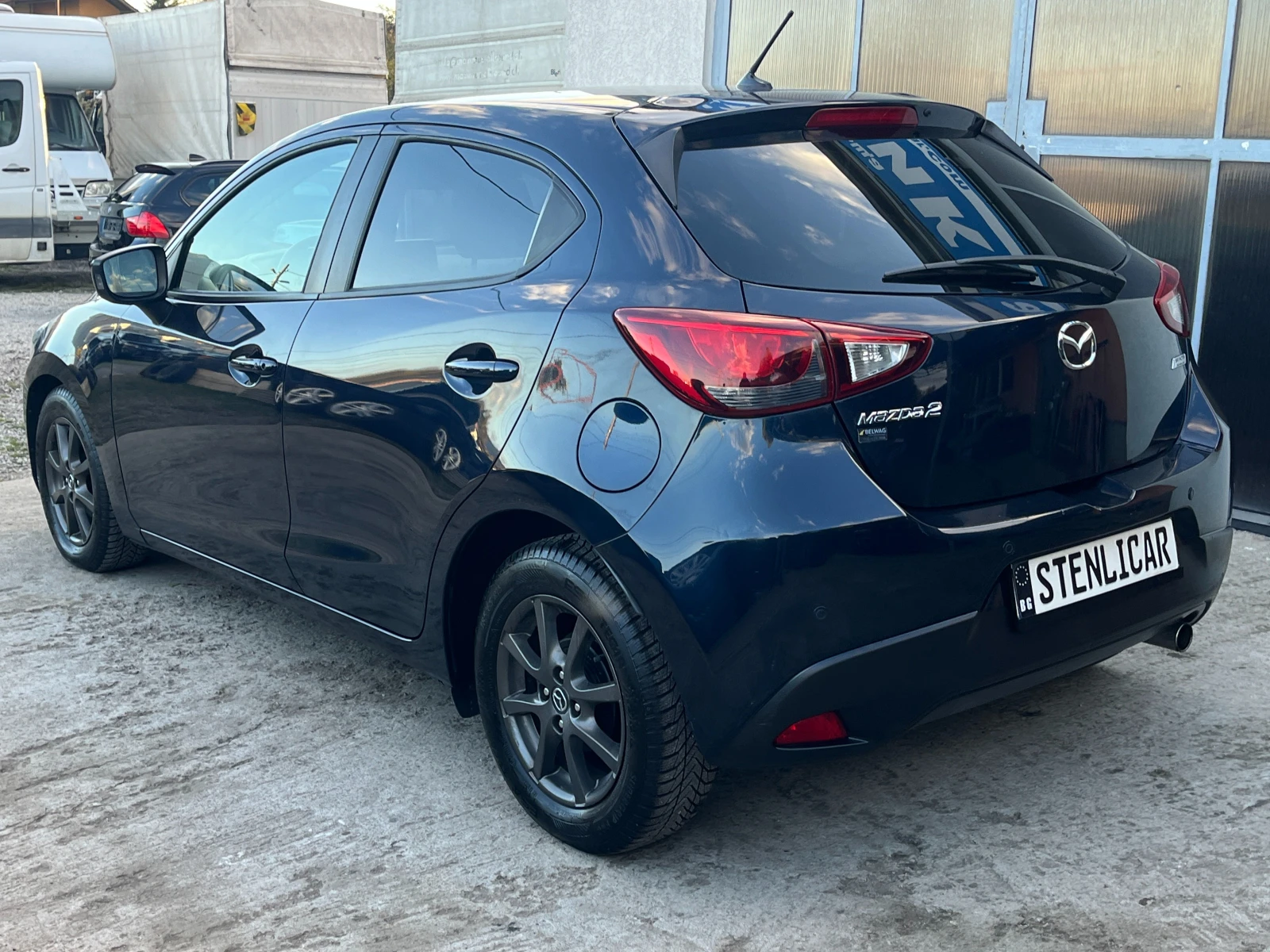 Mazda 2 1.5i SkyG Revolution Euro6B | Mobile.bg   8