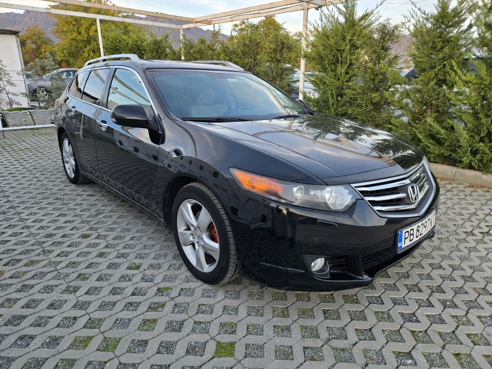 Honda Accord 2.2D-150кс= АВТОМАТ= EXECUTIVE= КАМЕРА= ШИБЕДАХ - изображение 2