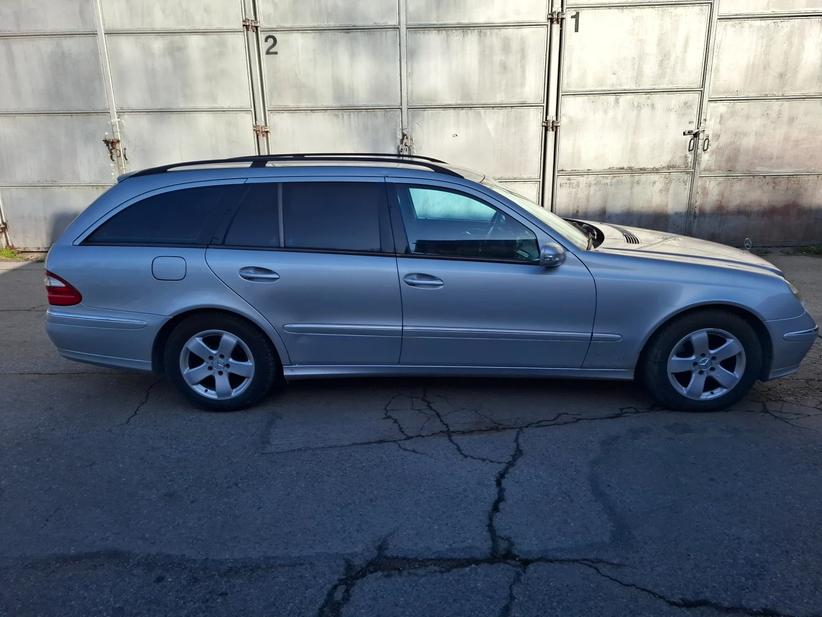 Mercedes-Benz E 270 Avantgarde | Mobile.bg   4