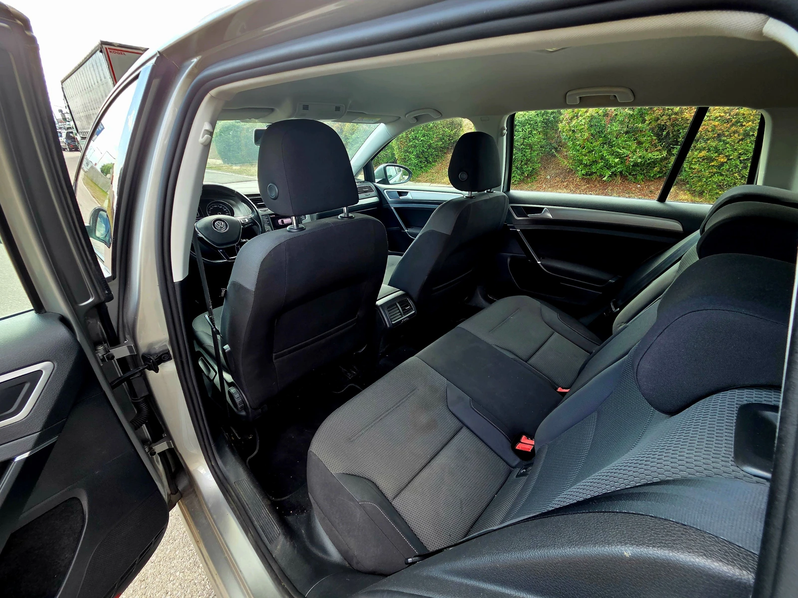 VW Golf TGI BlueMotion | Mobile.bg � ����������� 9
