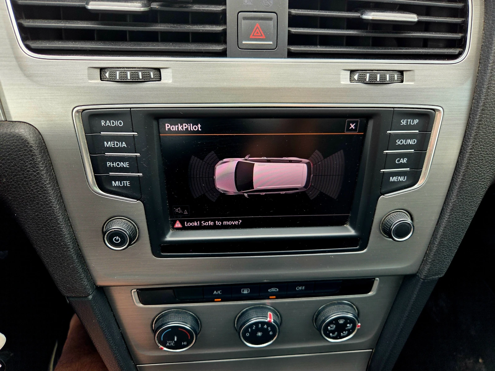 VW Golf TGI BlueMotion | Mobile.bg � ����������� 14