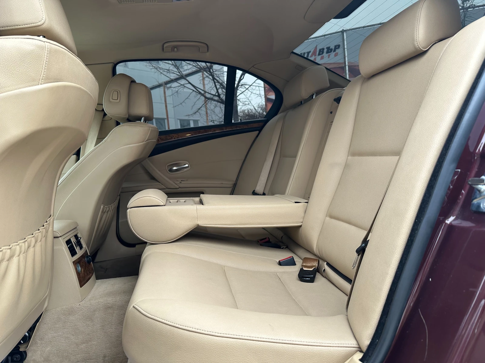 BMW 520 М-пакет/2, 0д 177 к.с. - изображение 9