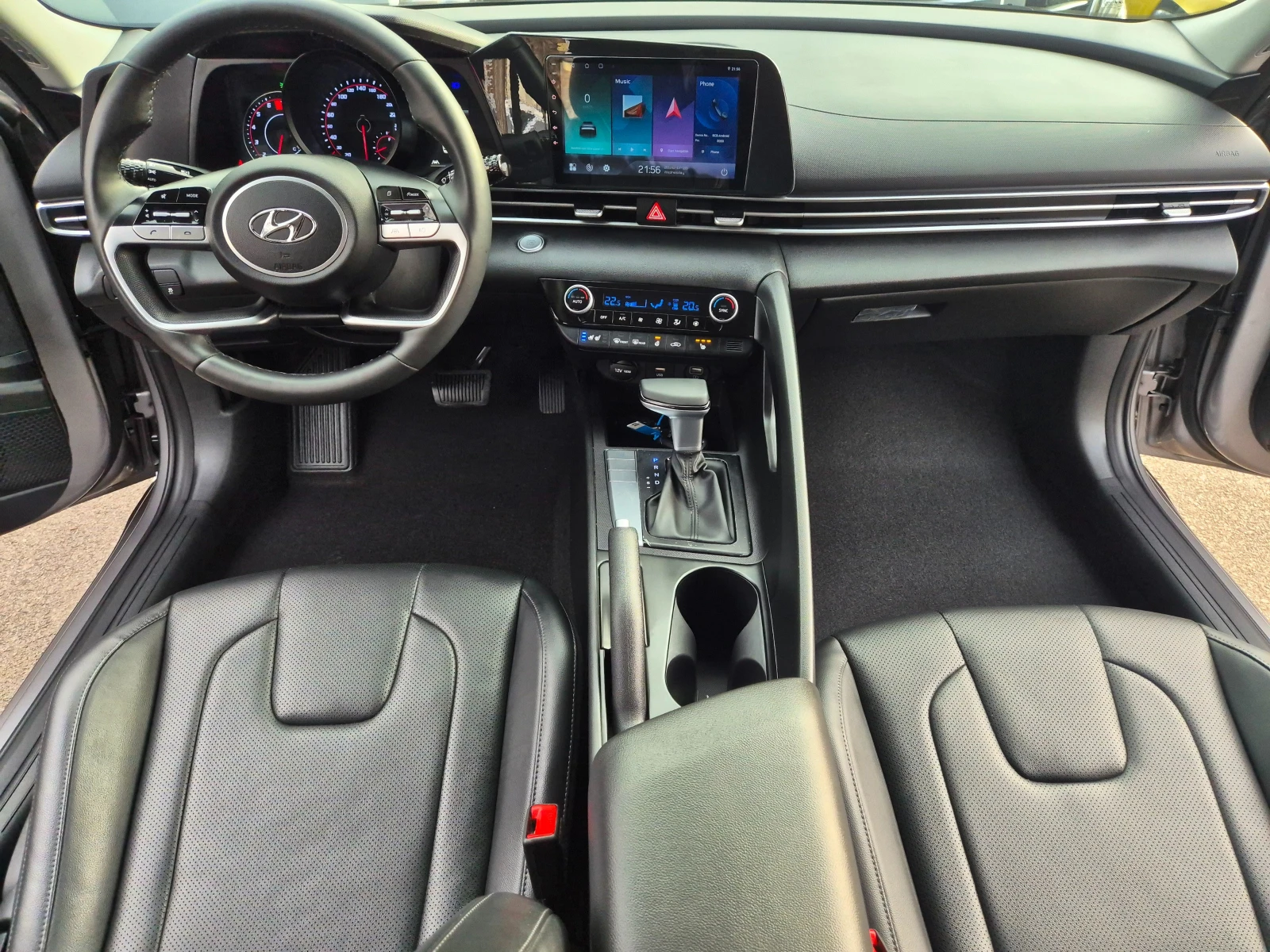 Hyundai Elantra 1.6cm3 LPG - Наличен в БГ - изображение 9